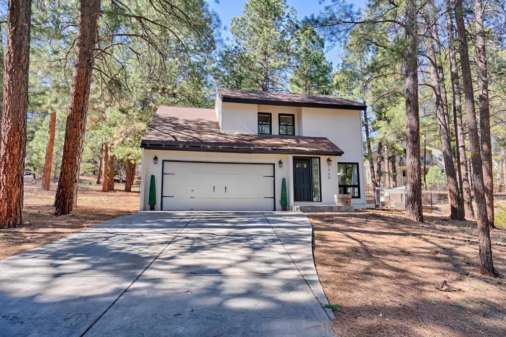 Quaint Home In The Pines سارية العلم المظهر الخارجي الصورة